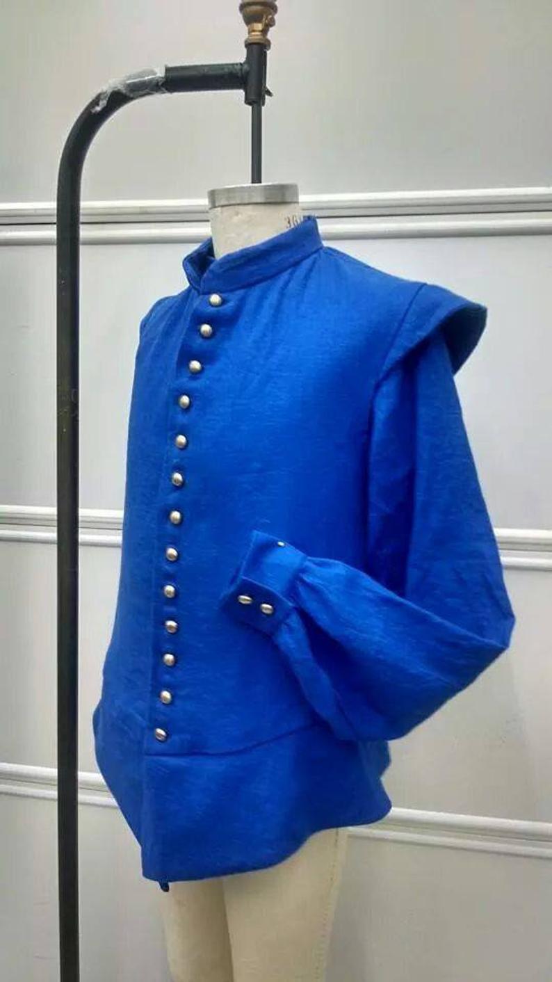 Doublet Sleeves